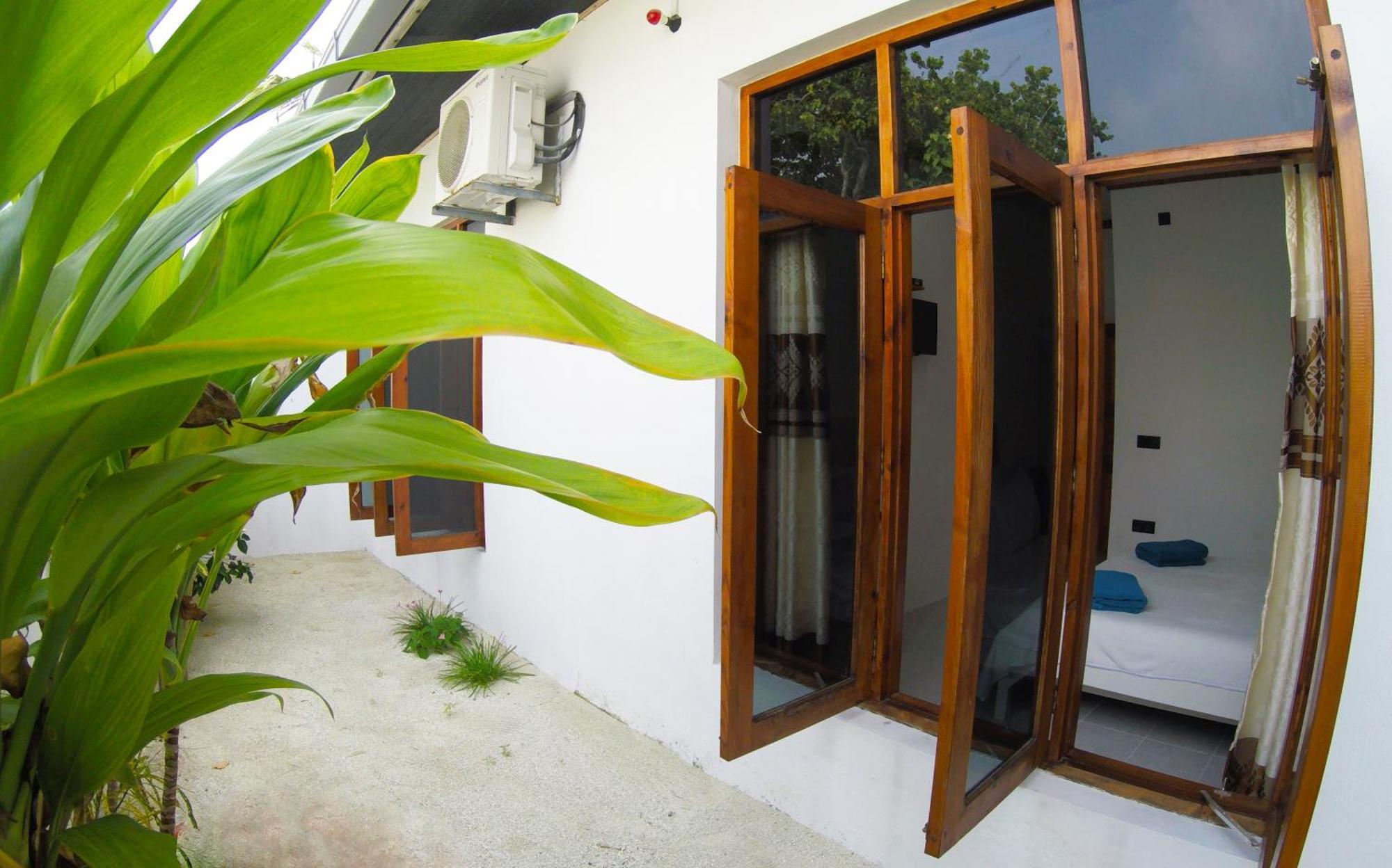 Ithaa Beach Guraidhoo  Exterior photo